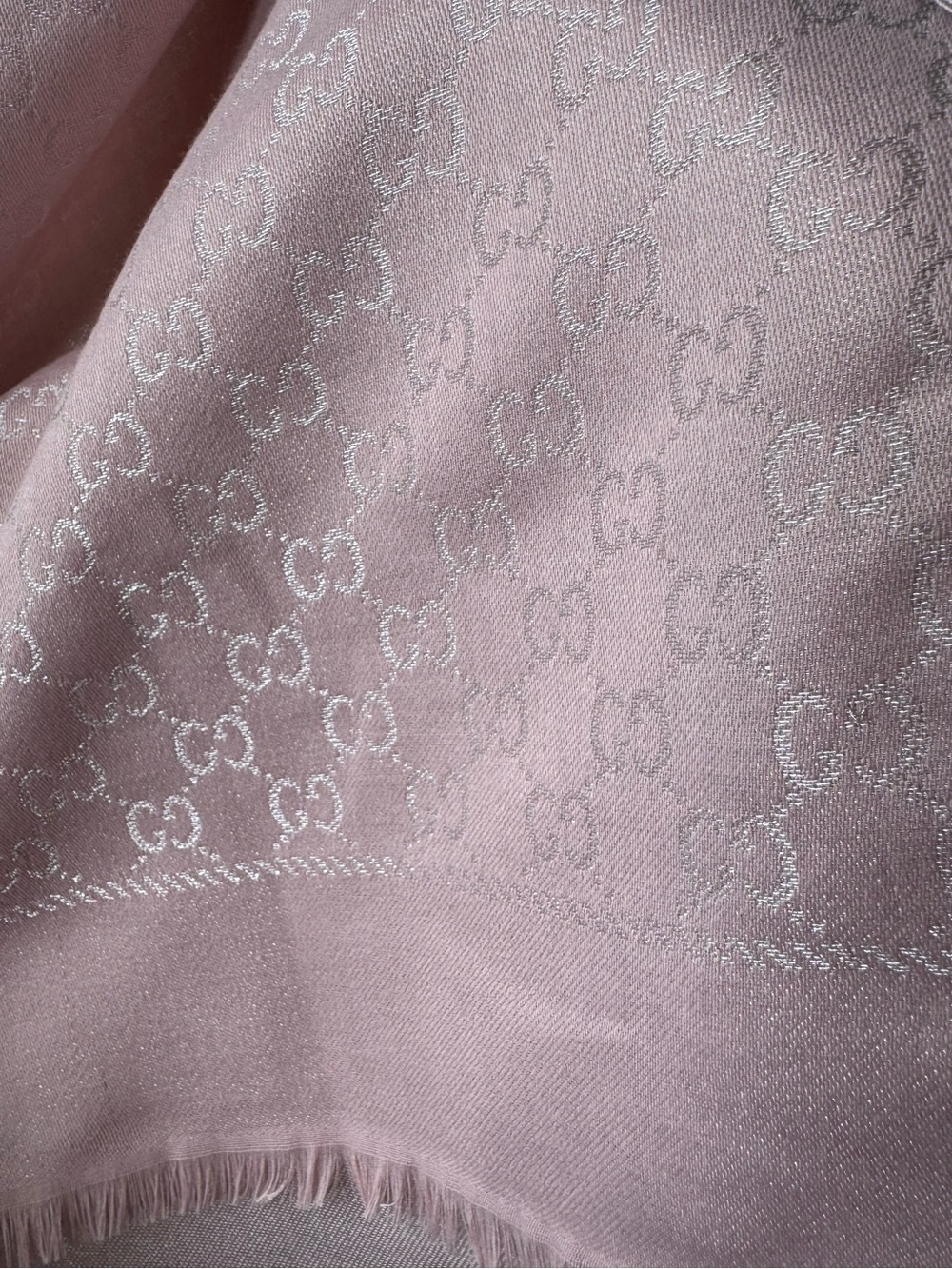 Gucci Light Pink GG Jacquard Shawl Scarf - Picture 1 of 16